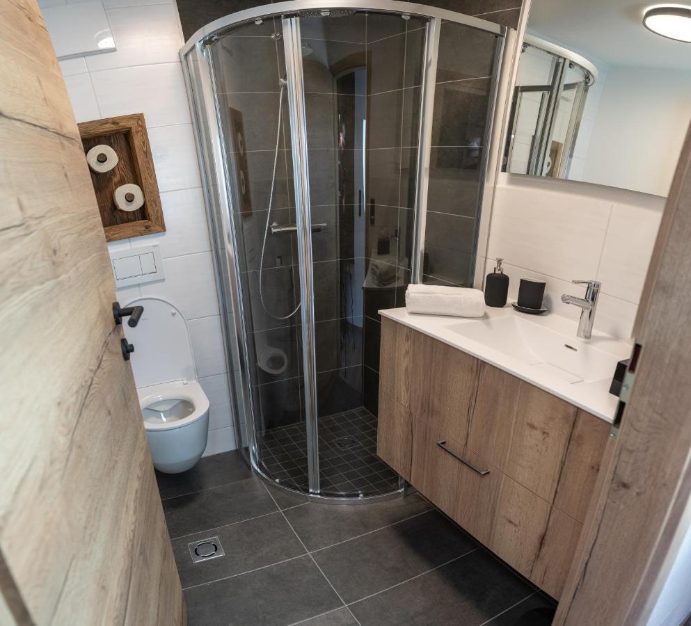 Bernstein Appartements Kaprun Bagian luar foto